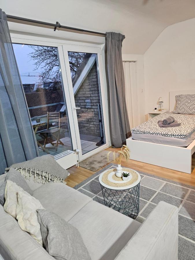 Modern Studio Near Duesseldorf Airport & Messe/Fair Meerbusch Luaran gambar